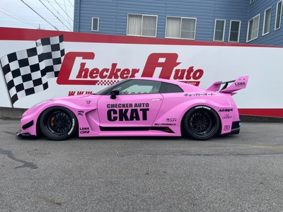 2011 Nissan GT-R photo 4