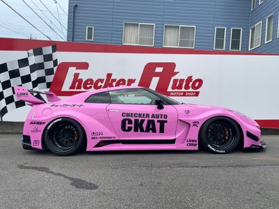 2011 Nissan GT-R photo 8