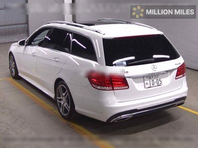 MERCEDES-BENZ E-CLASS - 2