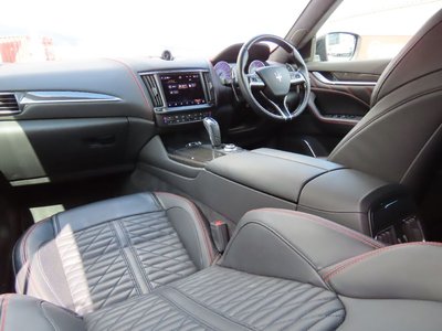 MASERATI LEVANTE - 3