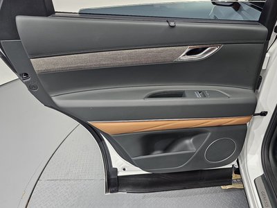 صورة مصغرة 15 لـ 2025 Genesis GV80