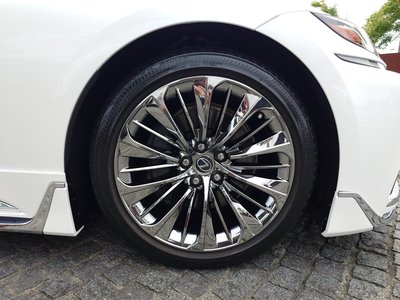 LEXUS LS - 8