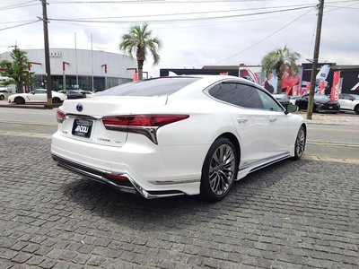 LEXUS LS - 4