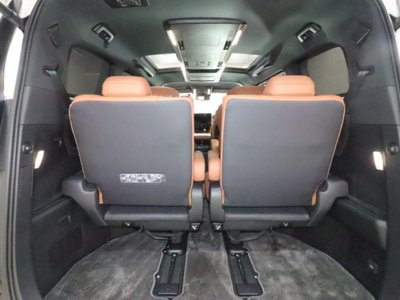 صورة مصغرة 18 لـ 2024 Toyota VELLFIRE