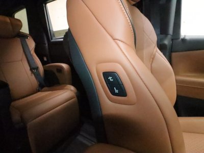 TOYOTA VELLFIRE - 8