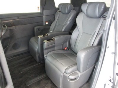 2023 Toyota ALPHARD — миниатюра 18