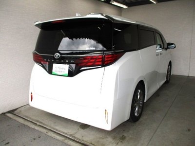 2023 Toyota ALPHARD — фото 5