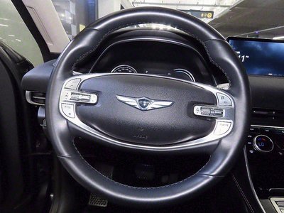 GENESIS GV80 - 8
