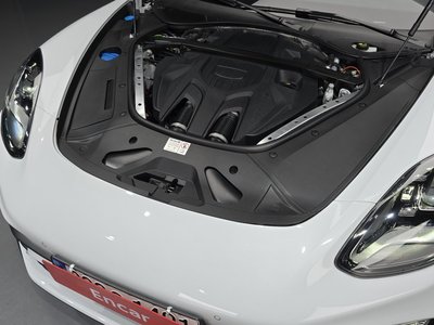 PORSCHE PANAMERA - 7