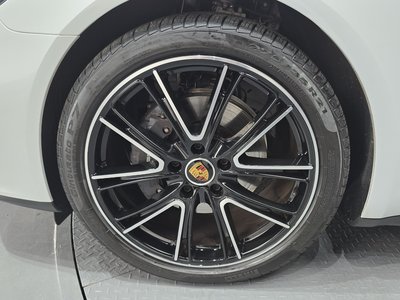 PORSCHE PANAMERA - 6