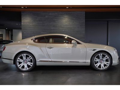 BENTLEY CONTINENTAL - 9