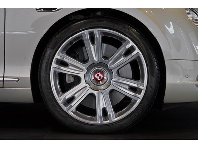 BENTLEY CONTINENTAL - 8