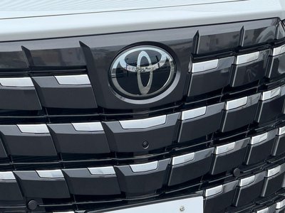 TOYOTA ALPHARD - 8