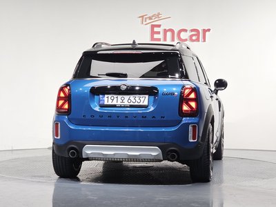 MINI COUNTRYMAN - 4