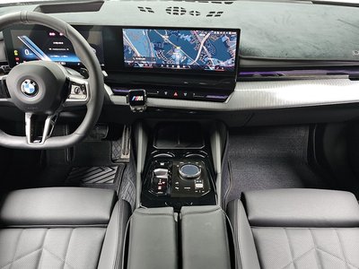 BMW 5 SERIES - 5