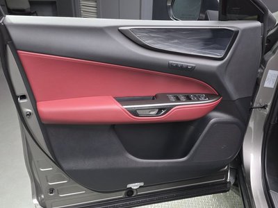 2025 Lexus NX — миниатюра 14