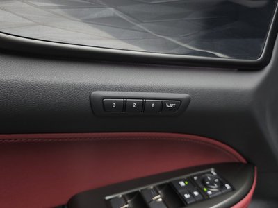 2025 Lexus NX — миниатюра 30