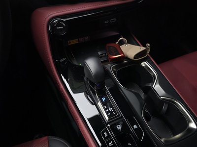 2025 Lexus NX — миниатюра 12