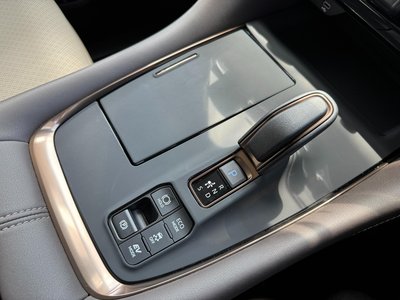 2025 Toyota ALPHARD 缩略图 30