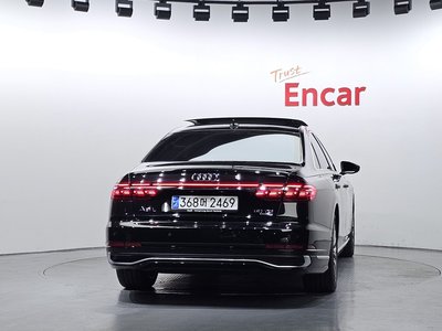 2023 AUDI A8 — фото 4