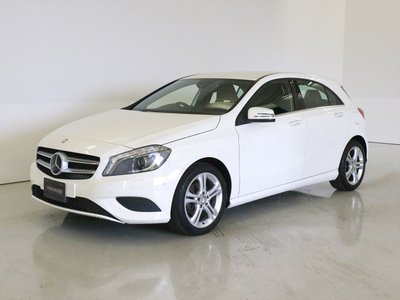 2015 Mercedes-BENZ A-CLASS 照片 1