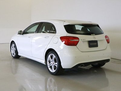 2015 Mercedes-BENZ A-CLASS 照片 4