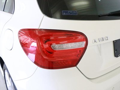 2015 Mercedes-BENZ A-CLASS 照片 9