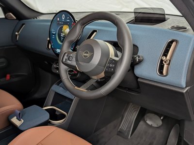 2025 MINI COOPER COUNTRYMAN — миниатюра 16