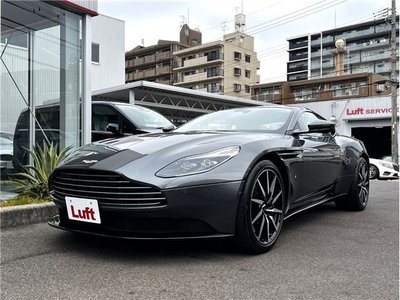 ASTON MARTIN DB11 - 1