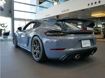 PORSCHE 718 CAYMAN - 3