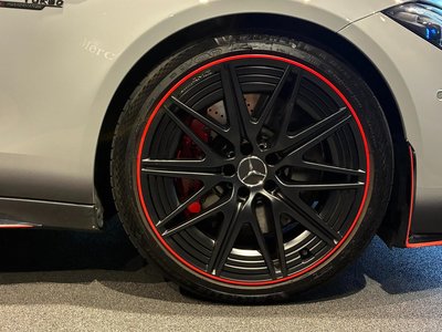 صورة 9 لـ 2024 Mercedes-BENZ C-CLASS AMG