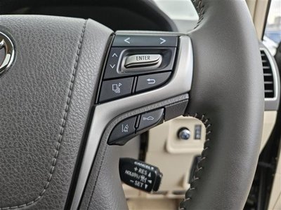 TOYOTA LAND CRUISER PRADO - 8