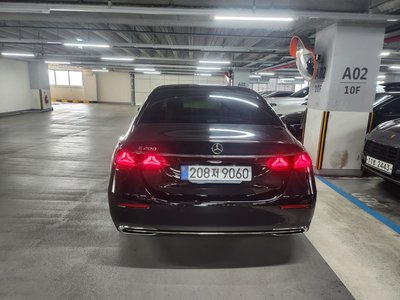 MERCEDES-BENZ E-CLASS - 3