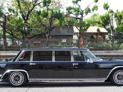 MERCEDES-BENZ W100 - 1