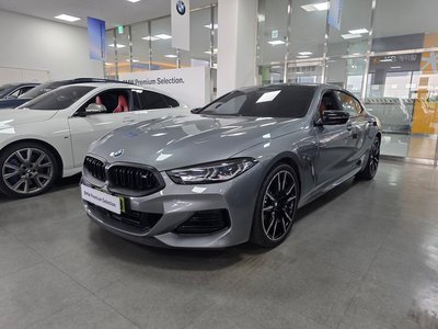 BMW 8 SERIES - 1