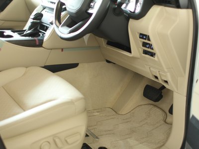 2023 Toyota LAND CRUISER 300 缩略图 18