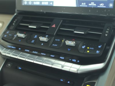 2023 Toyota LAND CRUISER 300 照片 10