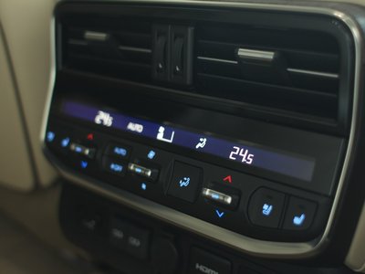 2023 Toyota LAND CRUISER 300 缩略图 17