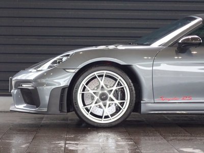 PORSCHE 718 SPYDER - 5