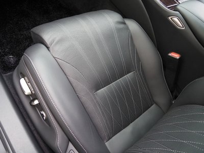 2021 Lexus LS — миниатюра 23
