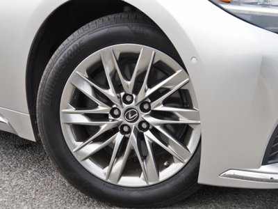 2021 Lexus LS — миниатюра 15