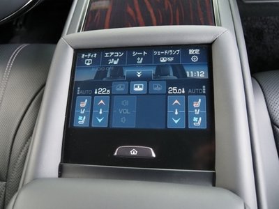 2021 Lexus LS — миниатюра 25