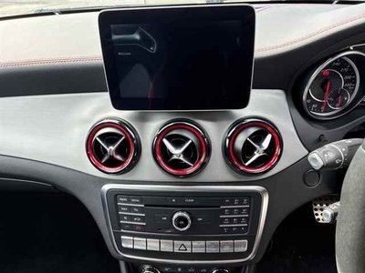 MERCEDES-BENZ CLA AMG - 6