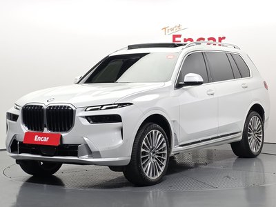 2023 BMW X7 — фото 1