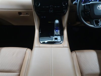 2025 Toyota VELLFIRE — миниатюра 24