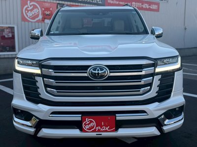 TOYOTA LAND CRUISER 300 - 2