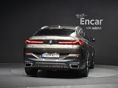 2021 BMW X6 照片 4