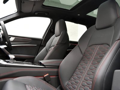 2025 AUDI RS6 AVANT photo 9