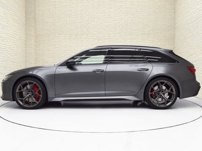2025 AUDI RS6 AVANT photo 6