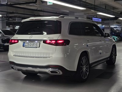 2025 Mercedes-BENZ GLS — фото 6
